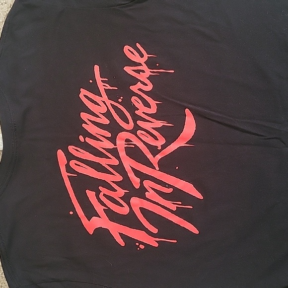 Falling in Reverse Tee Large - Picture 4 of 7